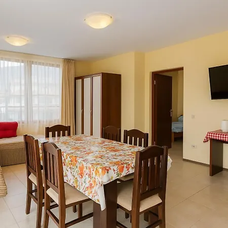 Sunny Victoria Penthouse Slăntjev Brjag